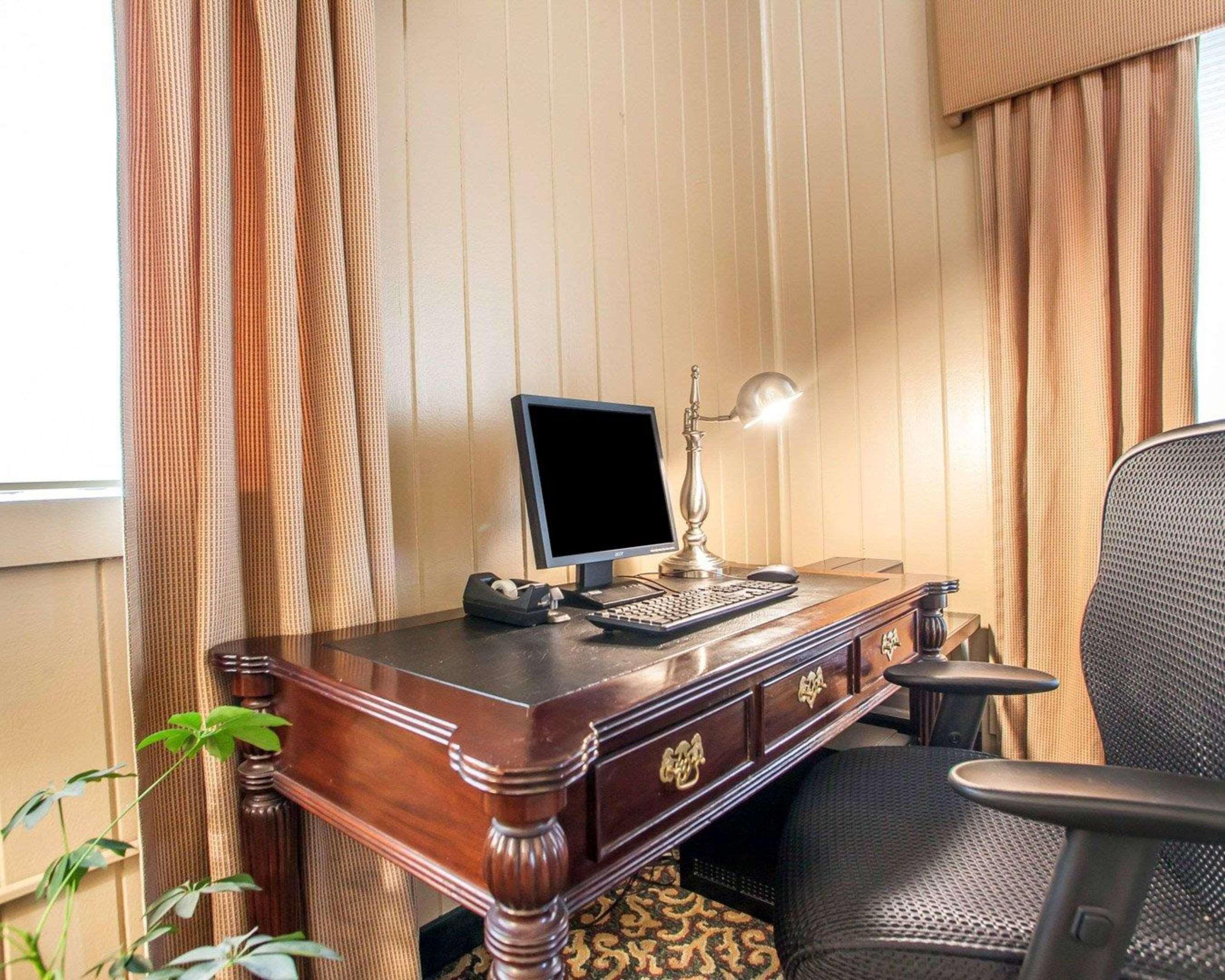 Surestay Plus Hotel By Best Western Mcguire Afb Jackson Cookstown Kültér fotó